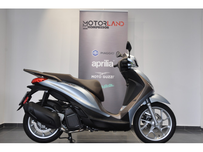 Piaggio Medley 