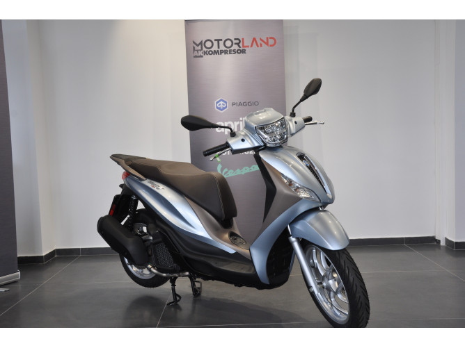 Piaggio Medley 