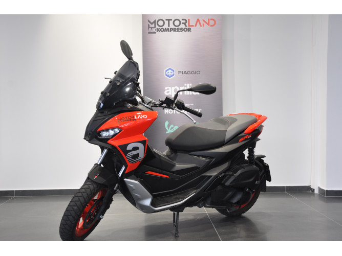 Aprilia SR GT 125 