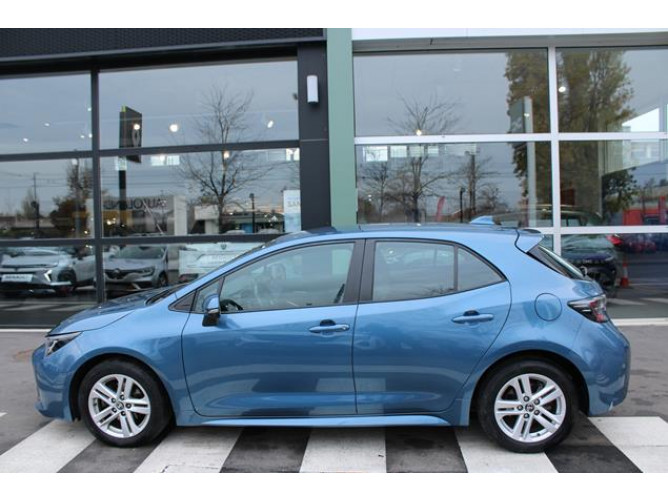 Toyota Corolla 1.2 Luna 