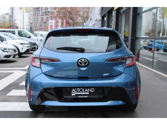 Toyota Corolla 1.2 Luna 