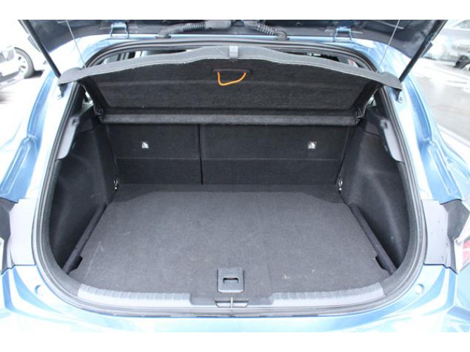 Toyota Corolla 1.2 Luna 