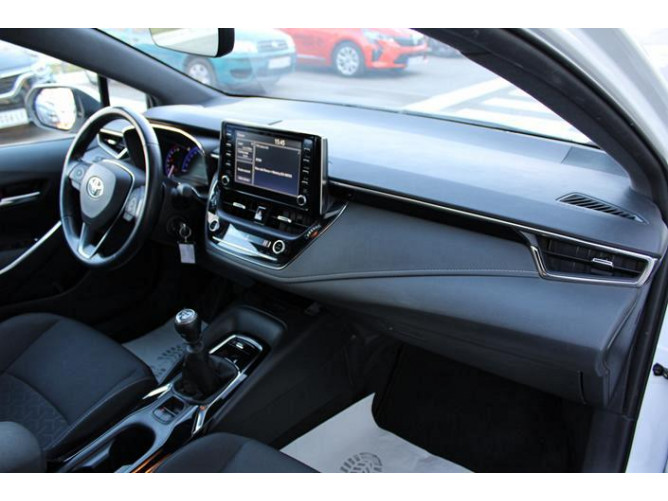 Toyota Corolla 1.2 Luna 