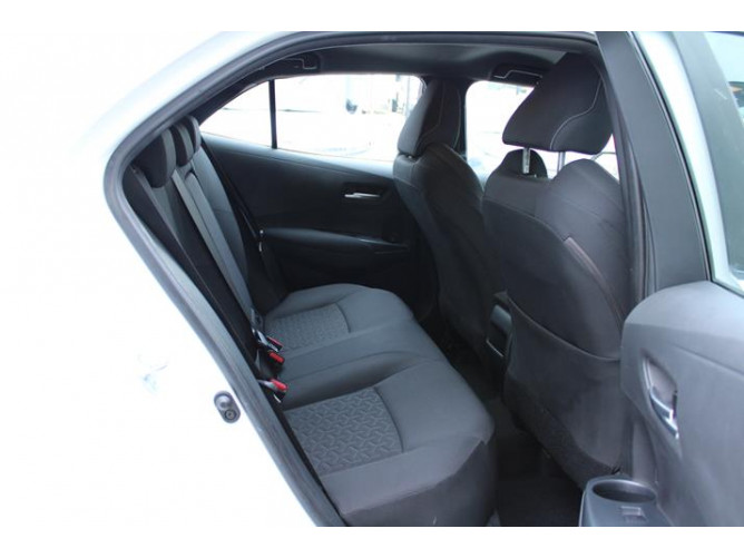 Toyota Corolla 1.2 Luna 