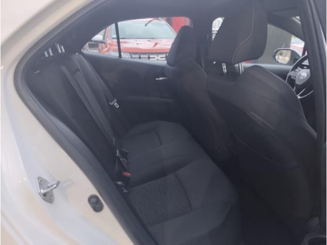 Toyota Corolla 1.2 Luna 