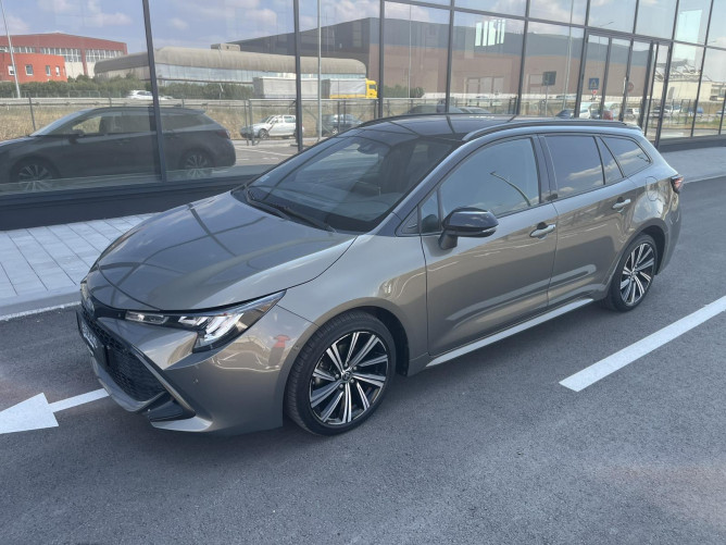 Toyota Corolla 1.8 Hyb. AUT 