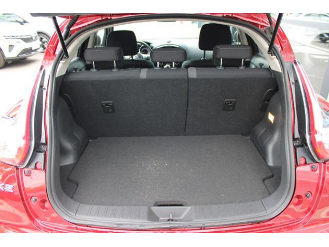 Nissan Juke 1.6 N-TEC CVT 
