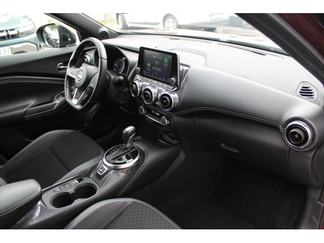 Nissan Juke 1.6 Hybrid DCT 