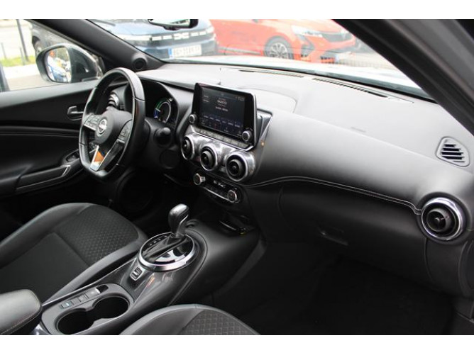 Nissan Juke 1.6 Hybrid DCT 