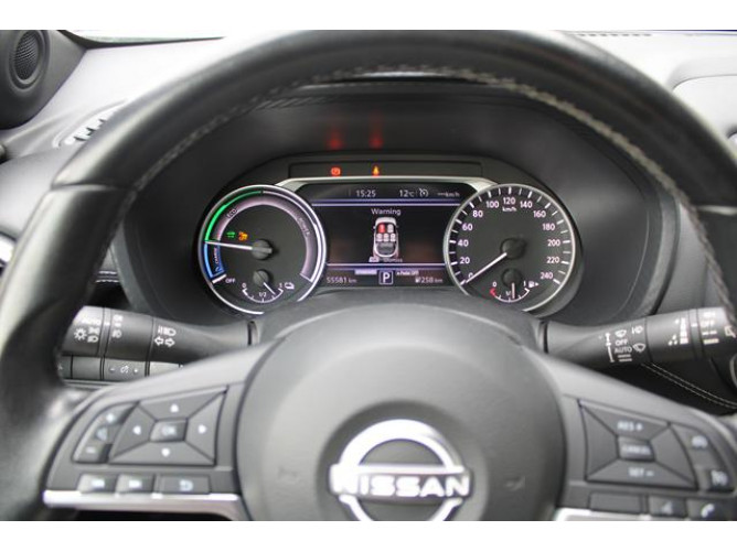 Nissan Juke 1.6 Hybrid DCT 