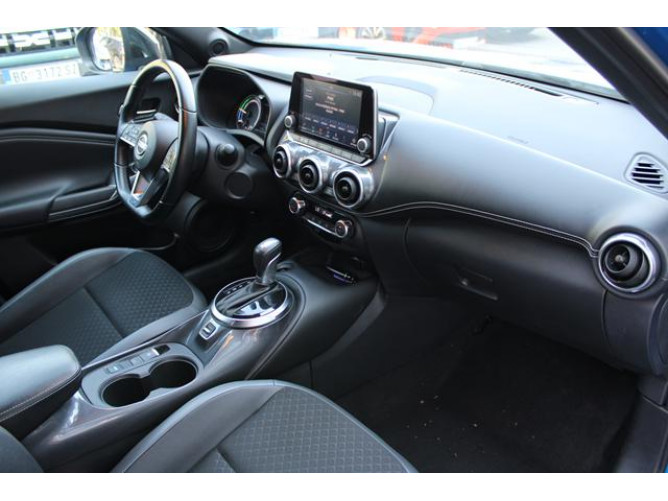 Nissan Juke 1.6 Hybrid DCT 