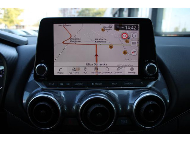 Nissan Juke 1.6 Hybrid DCT 