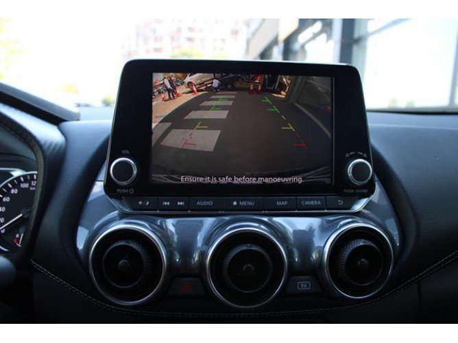 Nissan Juke 1.6 Hybrid DCT 