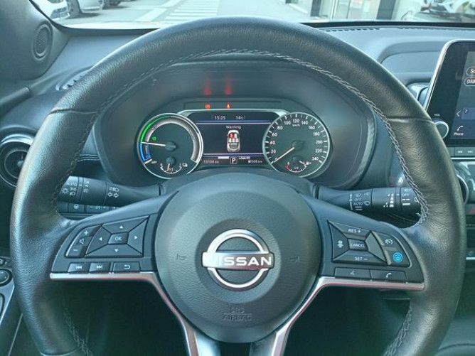 Nissan Juke 1.6 TEKNA Hibrid 