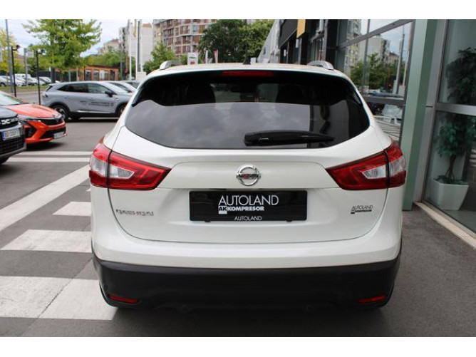 Nissan Qashqai 1.6 DCI 360 PLUS 4WD 
