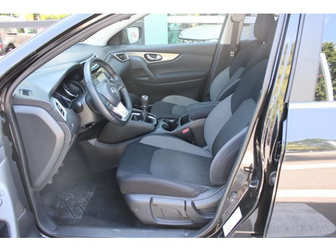 Nissan Qashqai 1.2 N-CONNECTA 