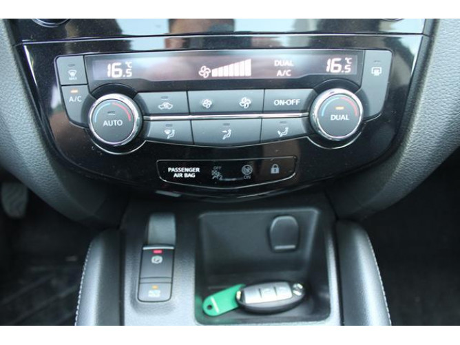 Nissan Qashqai 1.2 N-CONNECTA 