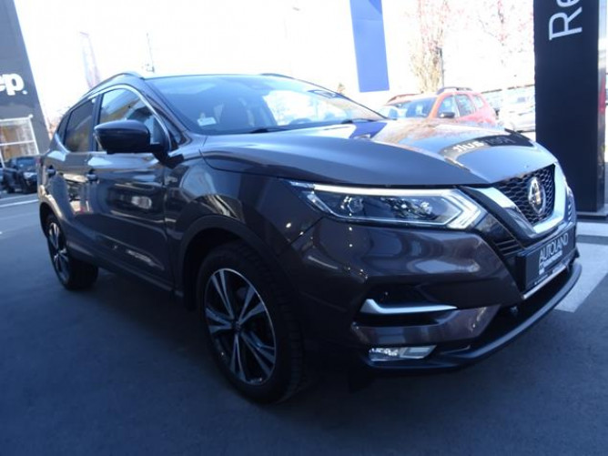 Nissan Qashqai 1.3 N-Connecta 