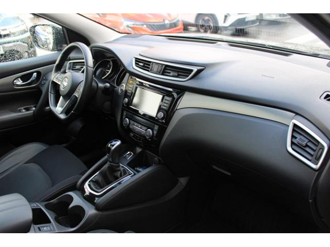 Nissan Qashqai 1.3 tCe CVT 