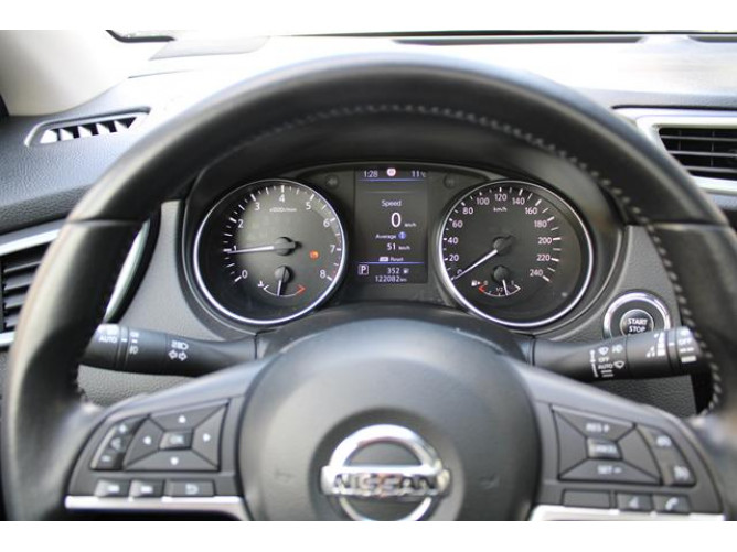 Nissan Qashqai 1.3 tCe CVT 