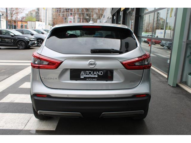 Nissan Qashqai 1.3 tCe EDC 
