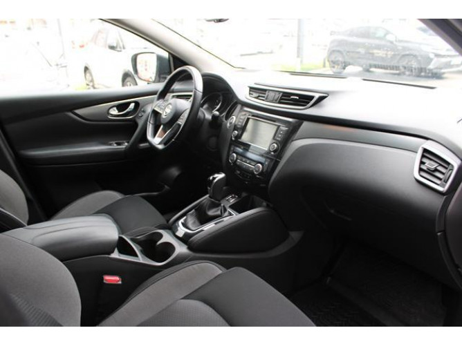 Nissan Qashqai 1.3 tCe EDC 