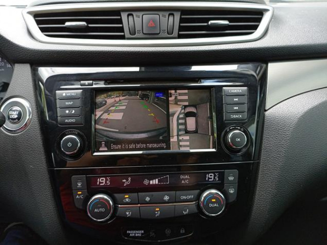 Nissan Qashqai 1.3 N-Connecta Sun 