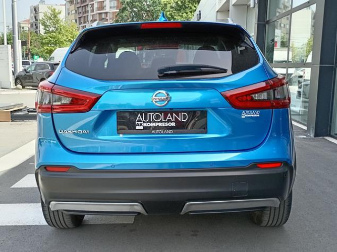 Nissan Qashqai 1.3 N-Connecta Sun 