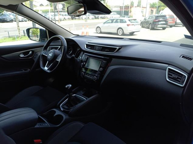 Nissan Qashqai 1.3 N-Connecta Sun 