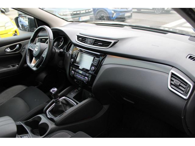 Nissan Qashqai 1.3 