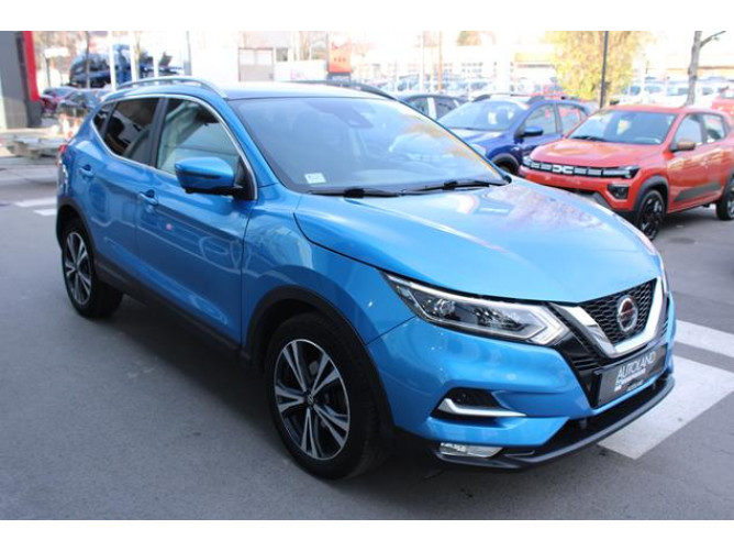 Nissan Qashqai 1.3 N-Connecta EDC 