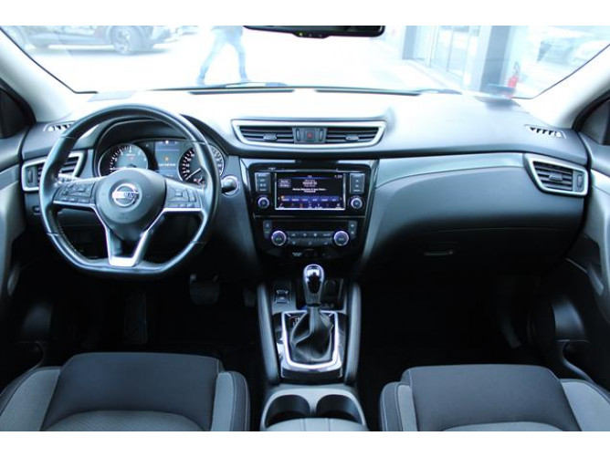 Nissan Qashqai 1.3 N-Connecta EDC 