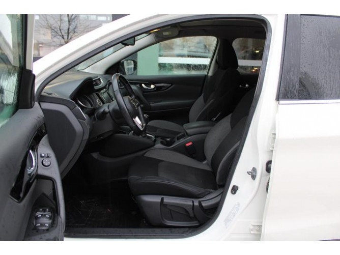 Nissan Qashqai 1.3 tCe 
