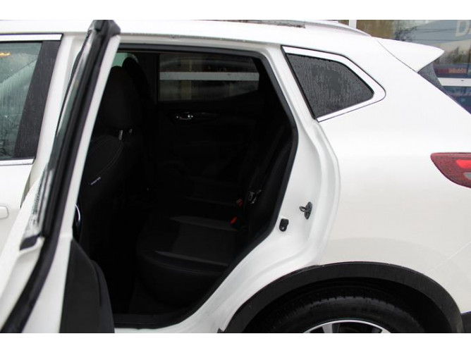 Nissan Qashqai 1.3 tCe 