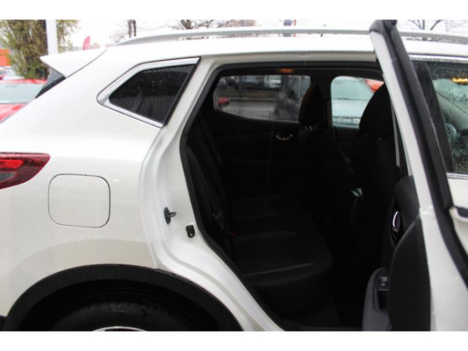 Nissan Qashqai 1.3 tCe 