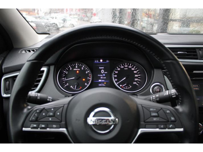Nissan Qashqai 1.3 tCe 