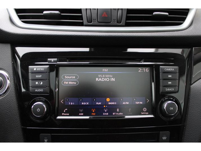 Nissan Qashqai 1.3 tCe 
