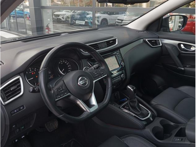 Nissan Qashqai 1.3 tCe 