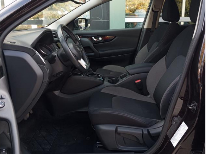 Nissan Qashqai 1.3 tCe EDC 