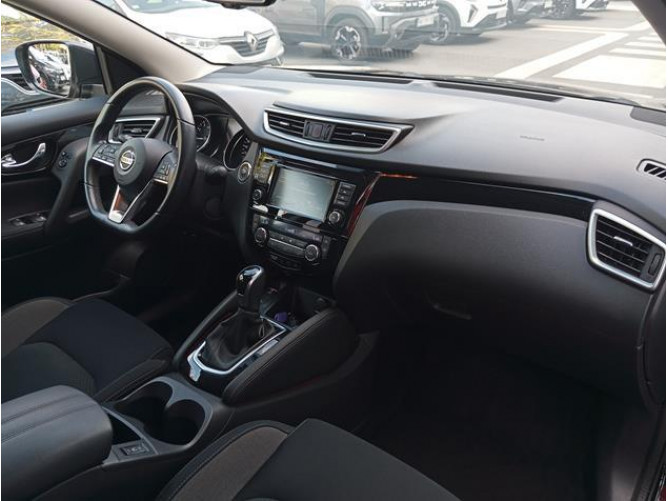 Nissan Qashqai 1.3 tCe EDC 
