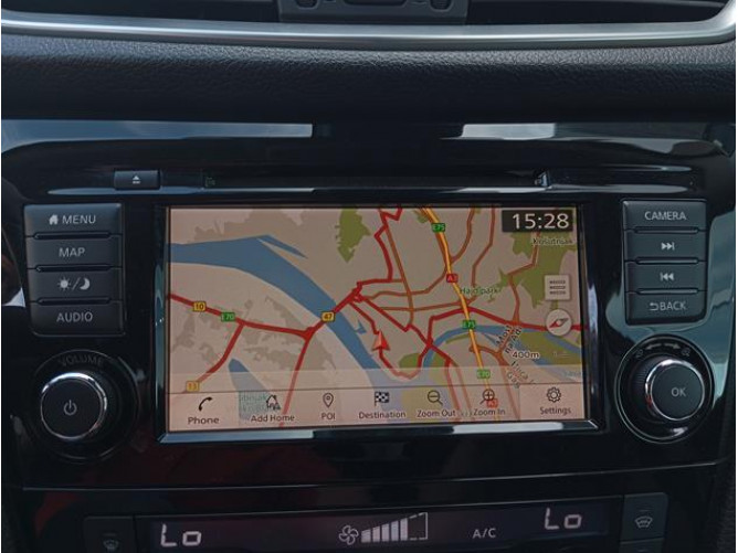 Nissan Qashqai 1.3 tCe EDC 