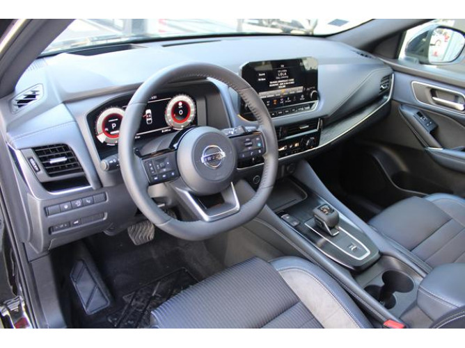 Nissan Qashqai 1.3 tCe TEKNA CVT 