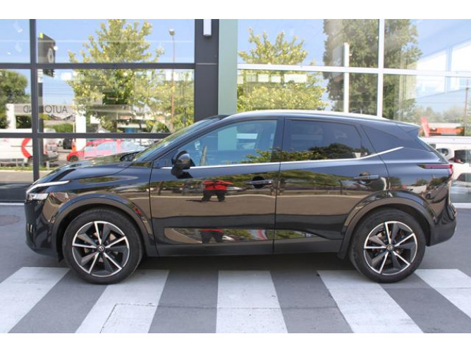 Nissan Qashqai 1.3 158 TEKNA CVT 