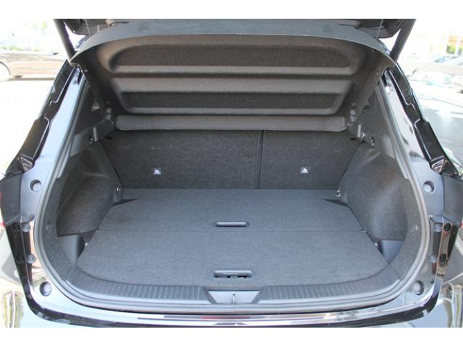 Nissan Qashqai 1.3 158 TEKNA CVT 