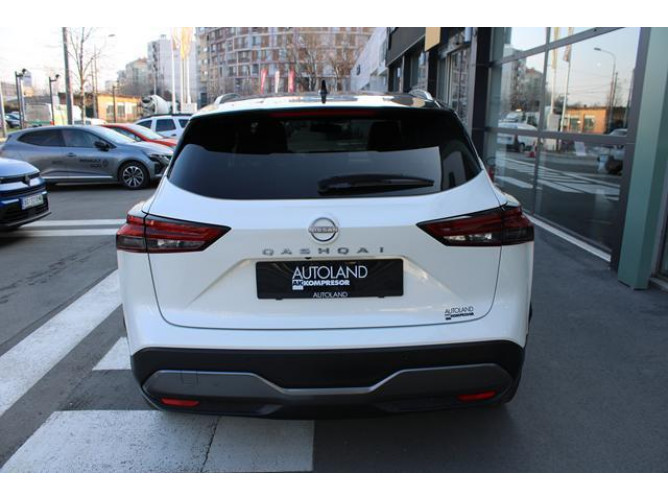 Nissan Qashqai 1.3 tCe HY.EDC TEKNA 