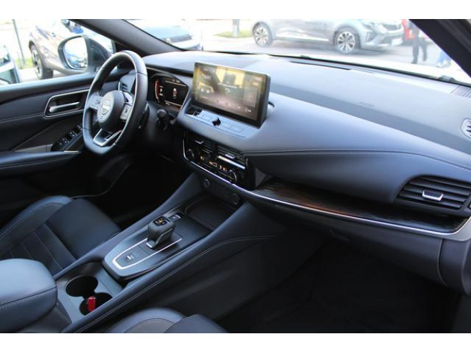 Nissan Qashqai 1.3 tCe HY.EDC TEKNA 