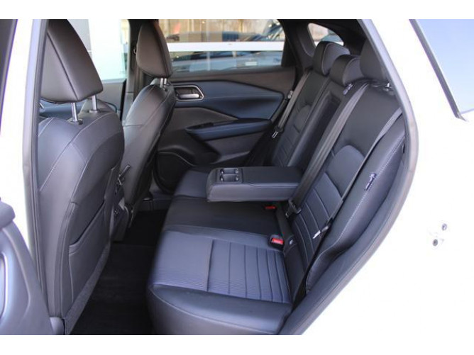 Nissan Qashqai 1.3 tCe HY.EDC TEKNA 