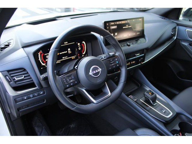 Nissan Qashqai 1.3 tCe HY.EDC TEKNA 