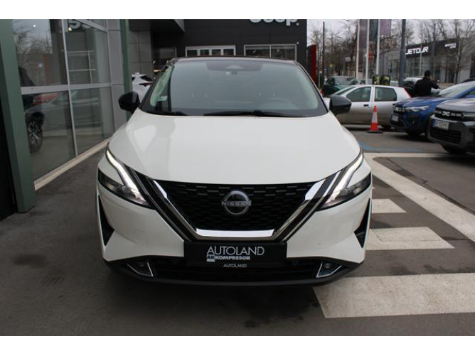 Nissan Qashqai 1.3 tCe HY. EDC 