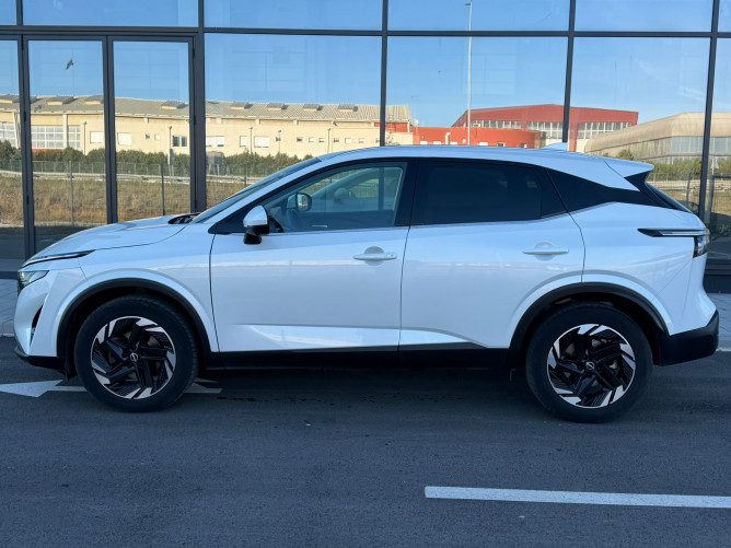 Nissan Qashqai 1.3 DIG-T mHeV AUT 